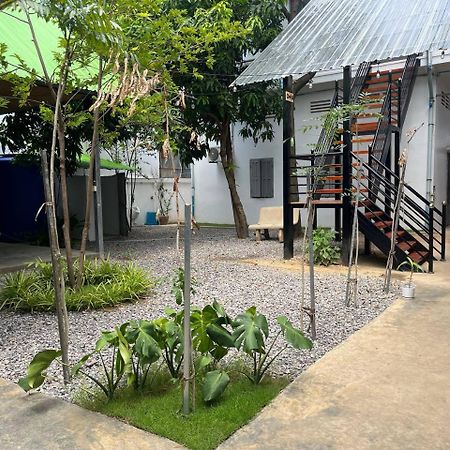Por Chey Guesthouse Батамбанг Екстериор снимка