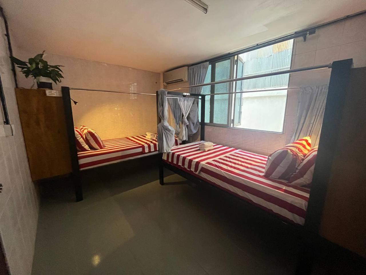 Por Chey Guesthouse Батамбанг Екстериор снимка