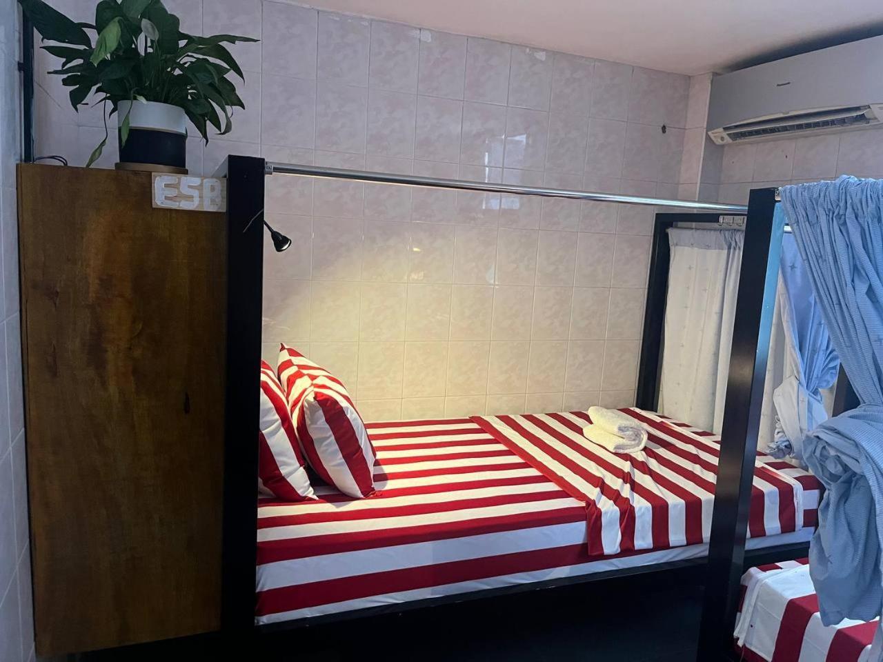 Por Chey Guesthouse Батамбанг Екстериор снимка