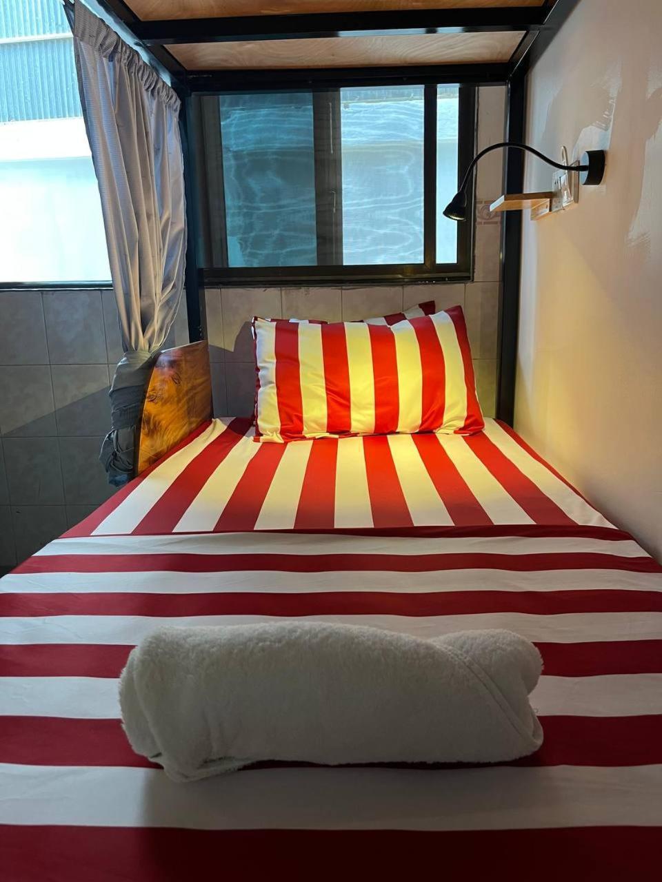 Por Chey Guesthouse Батамбанг Екстериор снимка