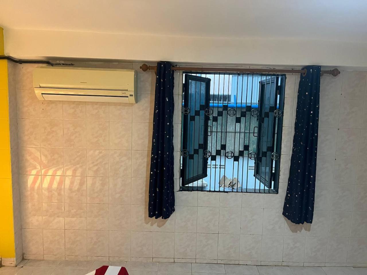 Por Chey Guesthouse Батамбанг Екстериор снимка
