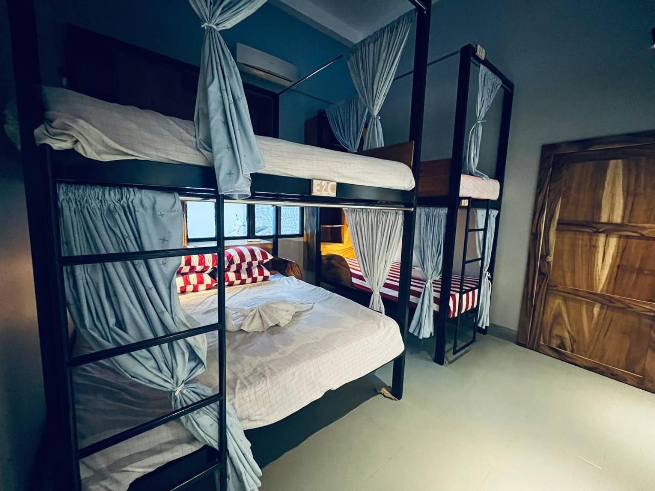 Por Chey Guesthouse Батамбанг Екстериор снимка