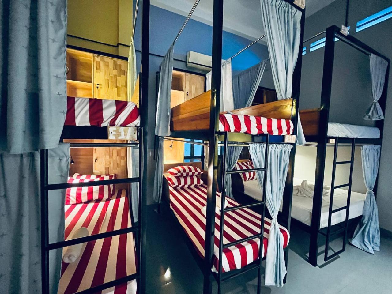 Por Chey Guesthouse Батамбанг Екстериор снимка