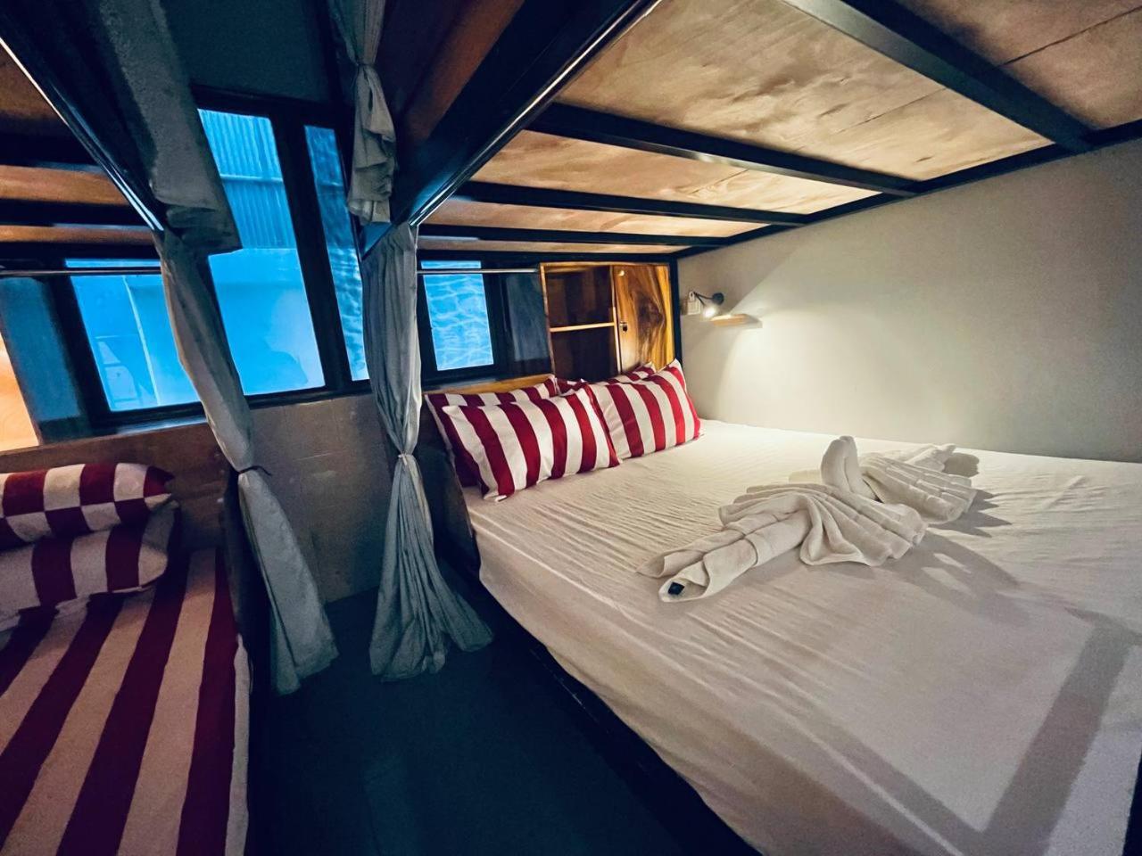 Por Chey Guesthouse Батамбанг Екстериор снимка