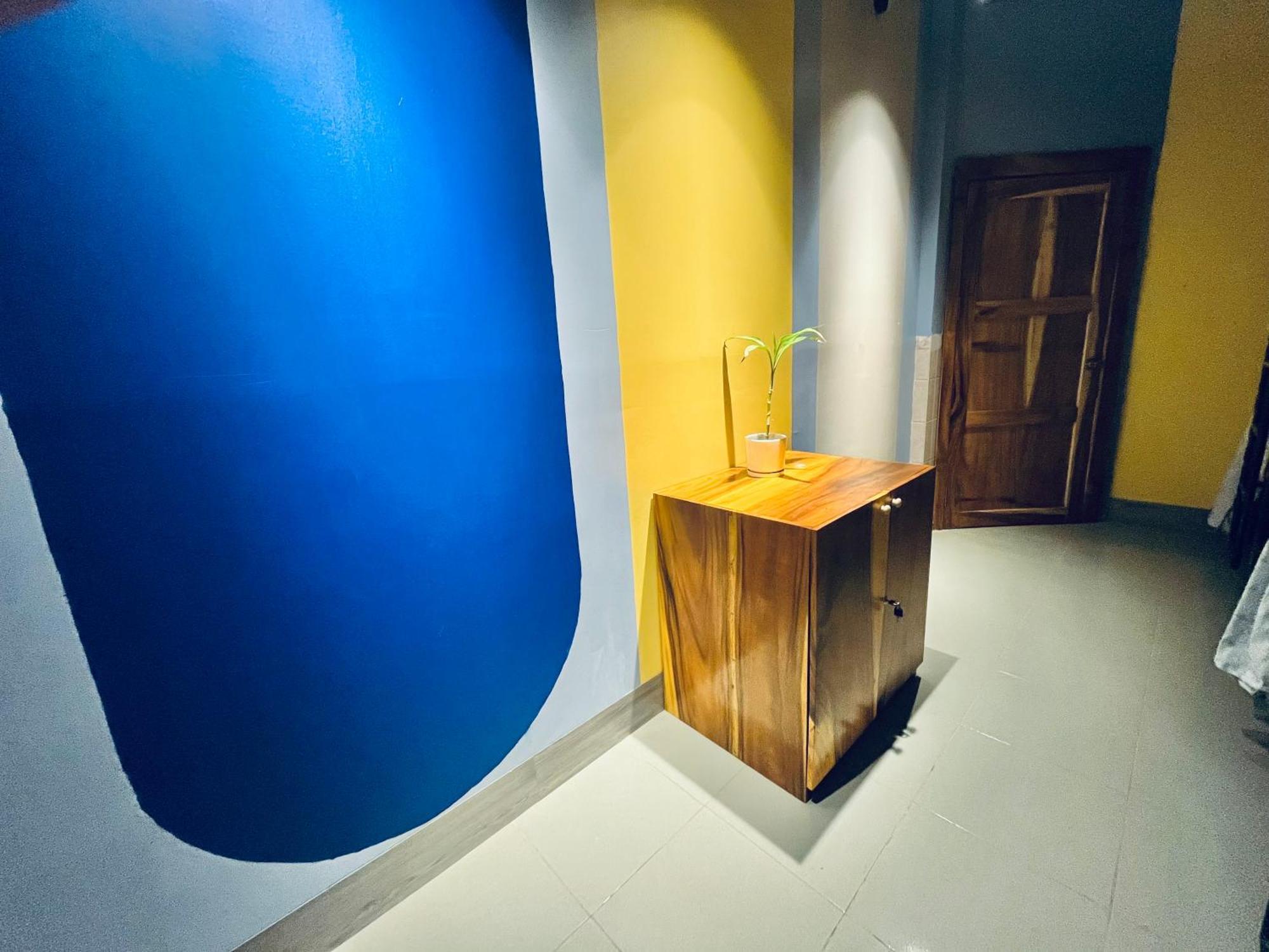 Por Chey Guesthouse Батамбанг Екстериор снимка
